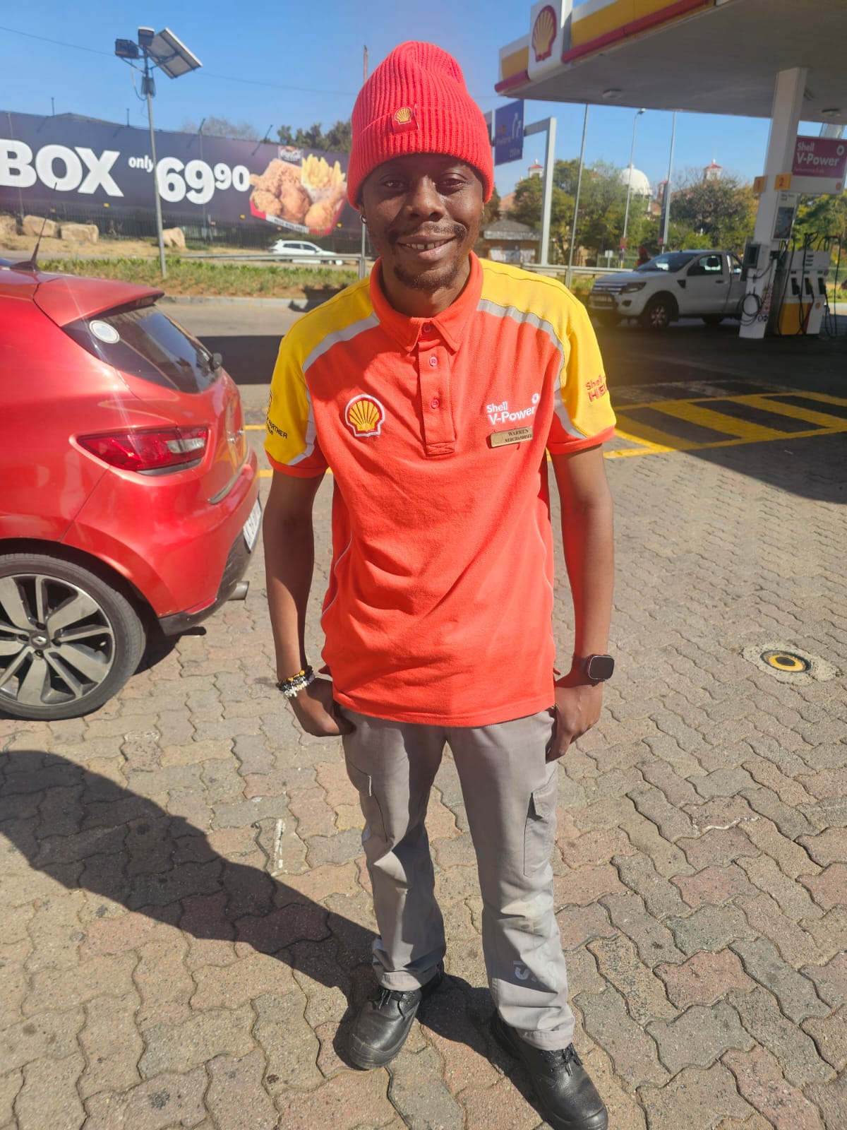 This Petrol Attendant Quietly Changed A Family’s Life And Touched A Nation!